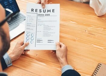 3 Biggest Resume Mistakes (And How To Fix Them)
