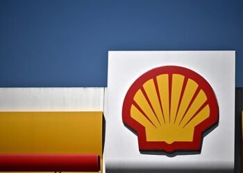 BUSINESS LIVE: BoE expected to hold base rate; Shell lines-up $3.5bn buyback; Haleon suffers weaker US demand