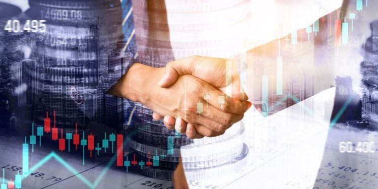 Carlyle gets a stake in Captrust