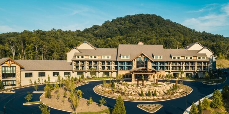 Dolly Parton on Opening a Hotel Inspired by the Nature of the Great Smoky Mountains