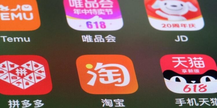 Pinduoduo Smashes Q3 Profit Estimates