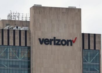 Verizon says it making interim CFO permanent By Reuters