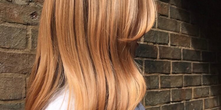 Von Fuchsrot bis „Bambi-Blond“: 12 Herbst-Haarfarben-Trends
