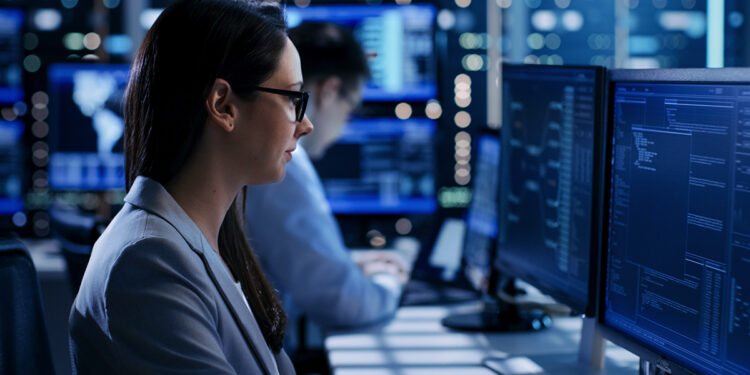 What cybersecurity pros can learn from first responders