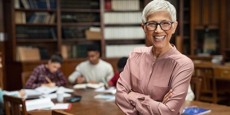 4 Highest-Paying Careers As A Librarian