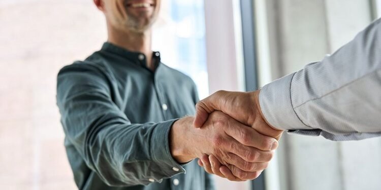 5 Easy Ways To Make Yourself A More Attractive Job Candidate