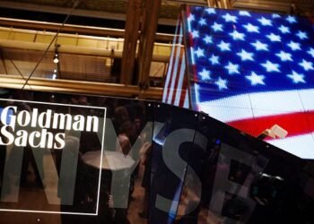 BUSINESS LIVE: De La Rue cheers bank note demand; Superdry profit hit; Hipgnosis delays results