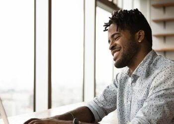 How To Successfully Ask For An Interview In A Cover Letter