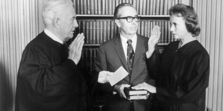 In Remembrance: Munger, Kissinger, O’Connor, And My Mom