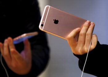 Apple overtakes Samsung as top seller of smartphones By Reuters