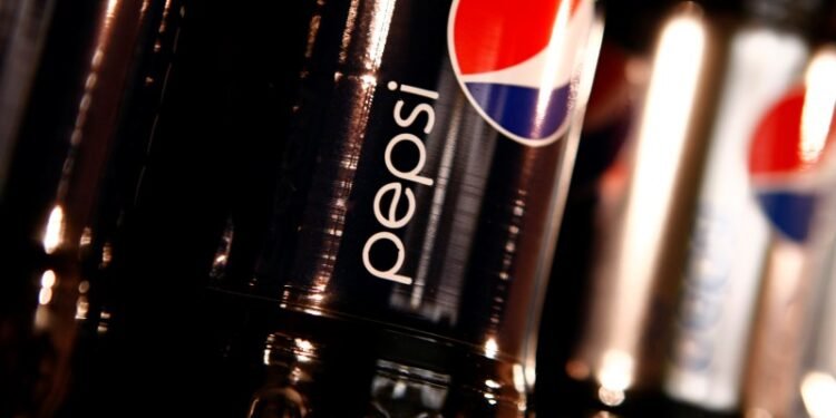 Carrefour pulls PepsiCo products over price hikes By Reuters
