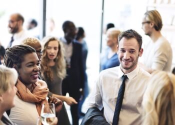 18 Easy Conversation Starters For Networking Events