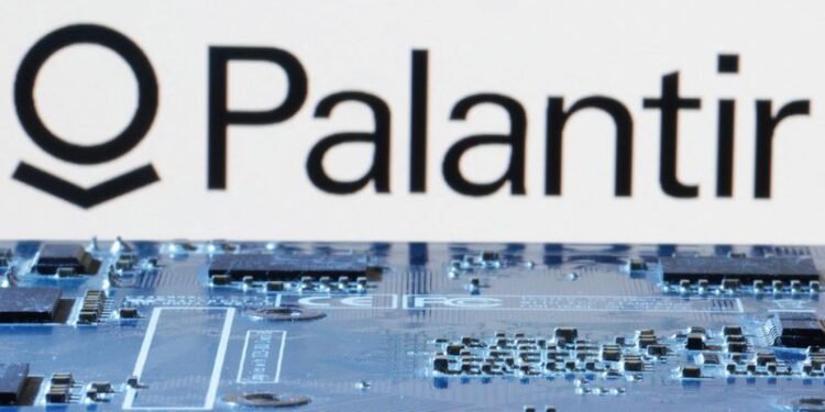 Palantir forecasts strong 2024 profit on robust AI demand, shares jump