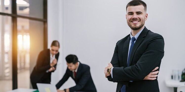 10 Ways To Become A Better Leader At Work