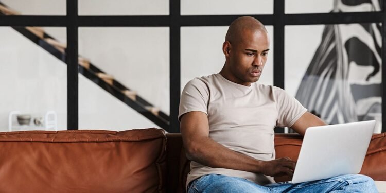 Cover Letter Mistakes: 4 Red Flags Employers Watch For