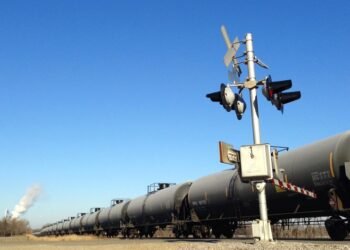 Sunrise New Energy enters new market with major order from HiTHIUM