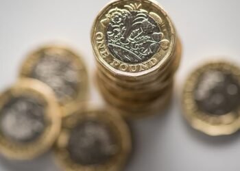BUSINESS LIVE: UK outlook worsened; Shell beats forecasts; Standard Chartered buoyed by higher interest rates