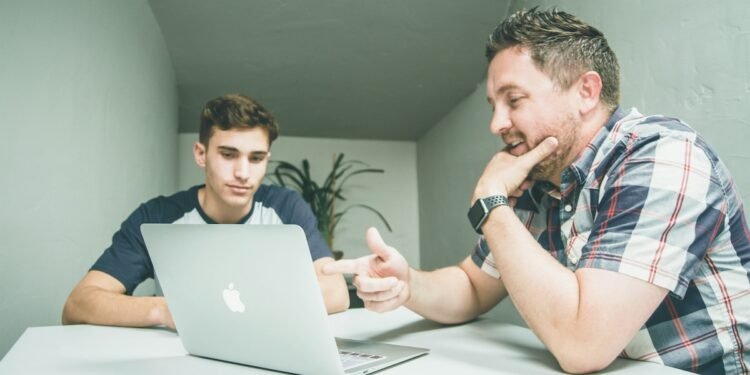 How New-Age Mentorship Programs Have the Potential to Increase Employee Retention