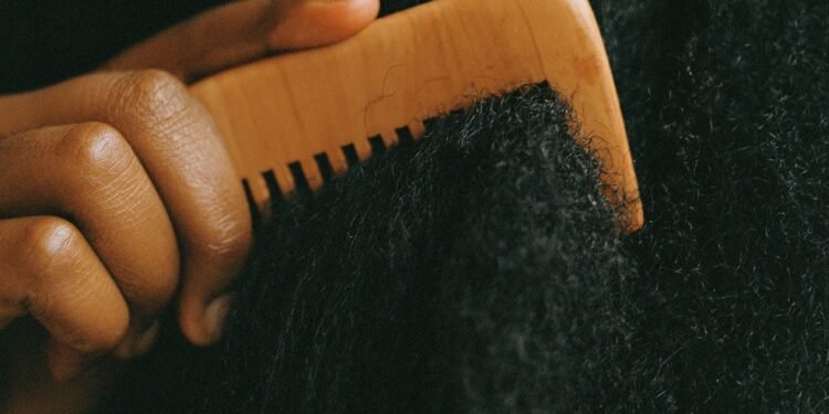 The Pros & Cons Of Using Minoxidil For Black Hair Loss