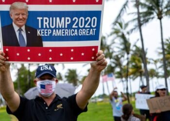 Trump booed and heckled by raucous crowd at Libertarian convention By Reuters