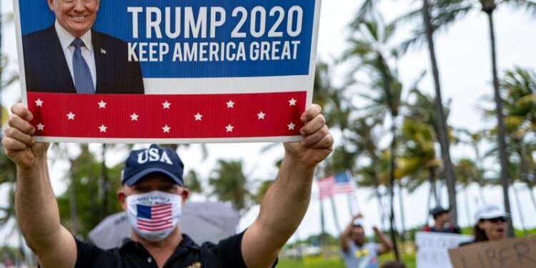 Trump booed and heckled by raucous crowd at Libertarian convention By Reuters