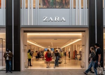 BUSINESS LIVE: B&M boosted by new stores; Workspace portfolio value slumps; WH Smith travel sales soar