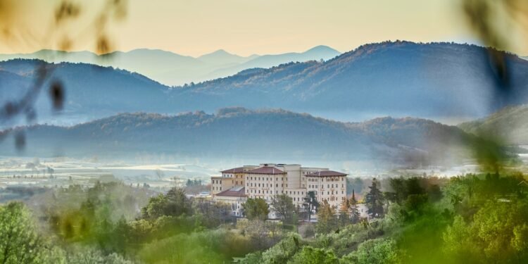 Condé Nast Traveler