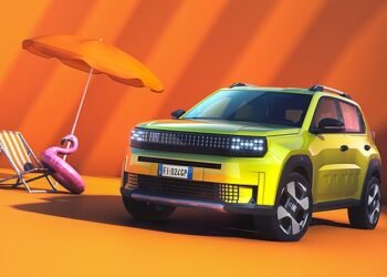 To celebrate 125 years making cars, Fiat's revealed a new Grande Panda ¿ the first of a new family of cars designed after the much-loved 1980s model