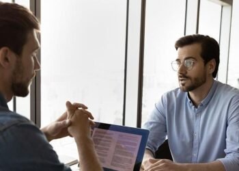 How To Answer "Tell Me About Yourself" In A Job Interview