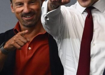 Daniel Kretinsky, right, at last year¿s Europa Conference League final, which was won by West Ham, a club in which he owns a large stake