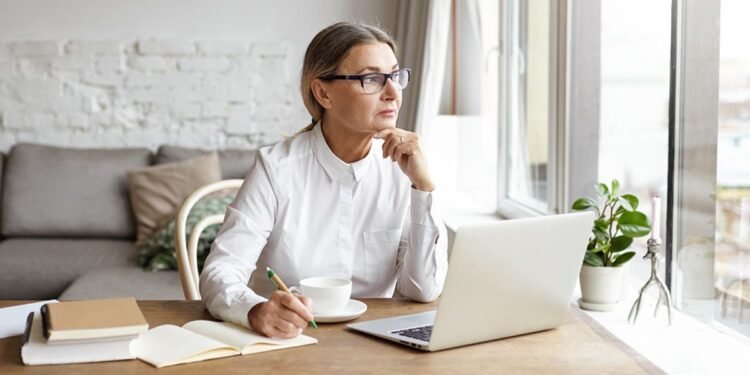 4 Signs It's Time To Leave Your Job