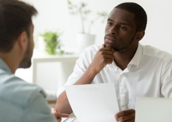 5 Red Flags Employers Watch For In Job Interviews