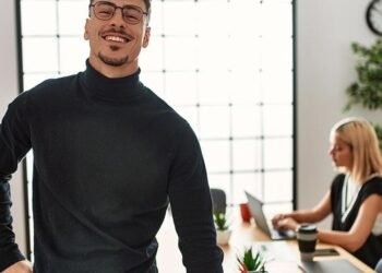 6 Tips For Staying Healthy With A Desk Job