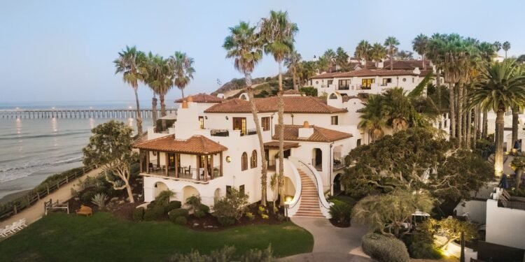 Condé Nast Traveler