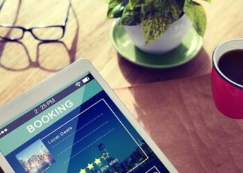 9 SaaS Hospitality Apps To Streamline Business Operations