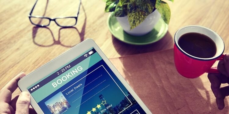 9 SaaS Hospitality Apps To Streamline Business Operations