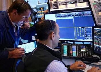 BUSINESS LIVE: Hargreaves Lansdown agrees takeover; Bellway sales sink; Asda boosts checkout staff
