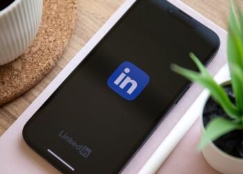 Best Practices For Avoiding Cringey LinkedIn Requests