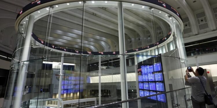 Stocks Rally, Yen Drops as BOJ Eases Rate Worries: Markets Wrap