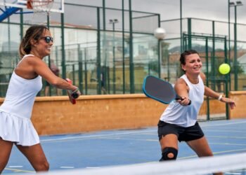 3 Pickleball Travel Destinations - NerdWallet