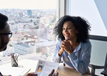 6 Ways To Be Interesting During Your Job Interview