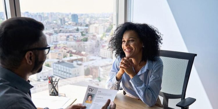 6 Ways To Be Interesting During Your Job Interview