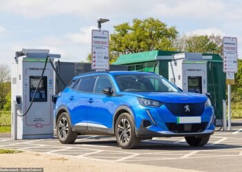 The AA’s EV Recharge Report for August found the cost of charging at fast chargers has increased by two pence, while the cost of rapid charging has risen by a penny