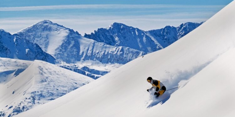 6 Best Ski Resorts Near Denver