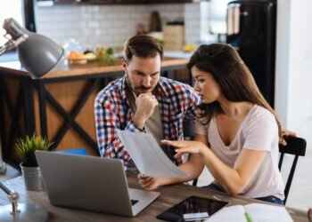 Weekly Mortgage Rates Rise, But Long Term Expectations Are Lower