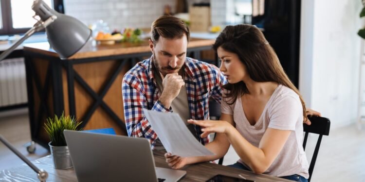Weekly Mortgage Rates Rise, But Long Term Expectations Are Lower
