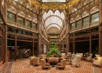 12 Best Hotels in Budapest