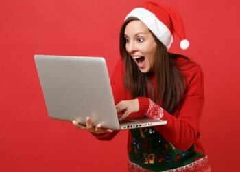 5 Reasons To Continue Your Job Search During The Holidays