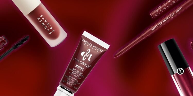 How To Wear The Burgundy Makeup Trend For Fall