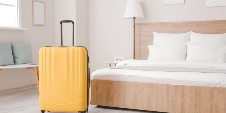 How to Quickly Pack Up a Hotel Room Without Forgetting Anything